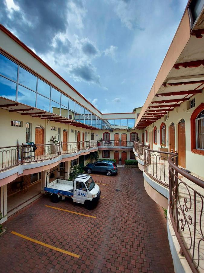 Hotel Continental Plaza San Miguel Bagian luar foto