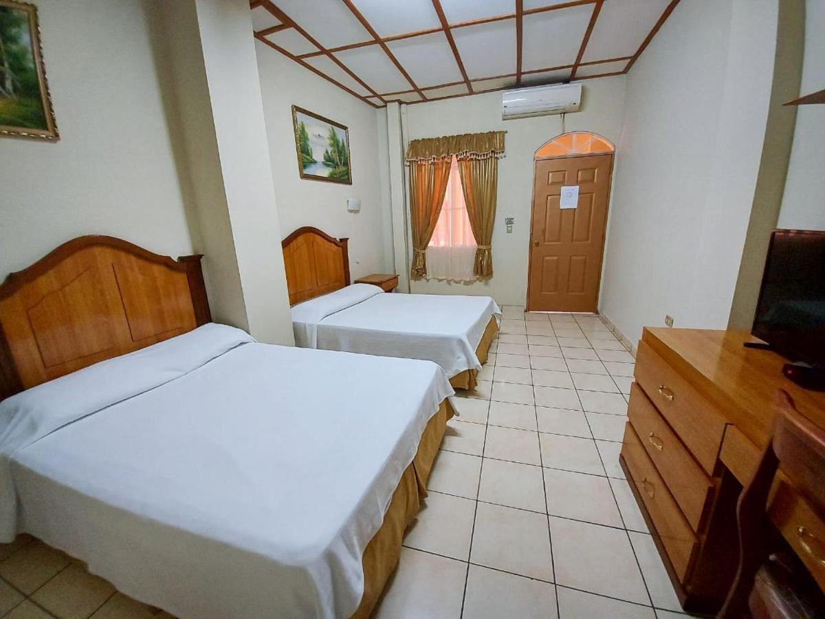 Hotel Continental Plaza San Miguel Bagian luar foto