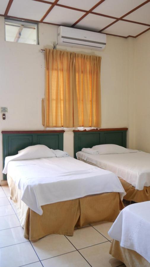 Hotel Continental Plaza San Miguel Bagian luar foto
